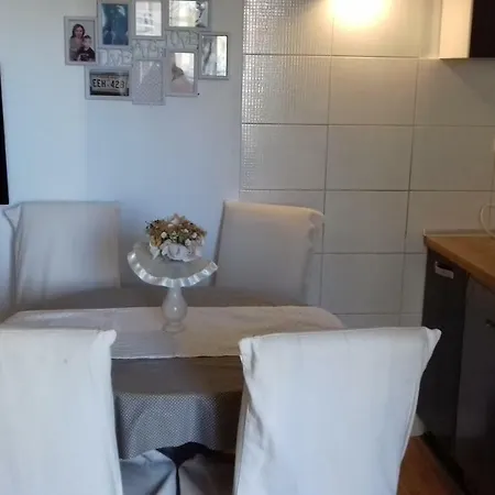 Apartment Mime Blata *